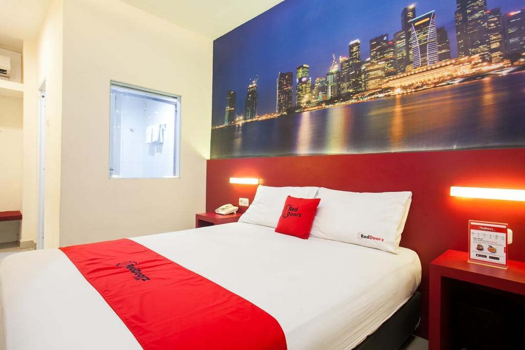 Reddoorz Near Hawaii Water Park Hotel Маланг Екстериор снимка