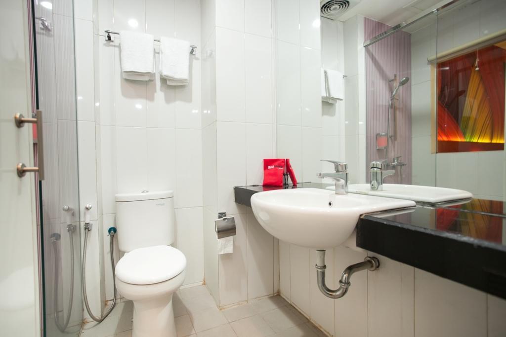 Reddoorz Near Hawaii Water Park Hotel Маланг Екстериор снимка